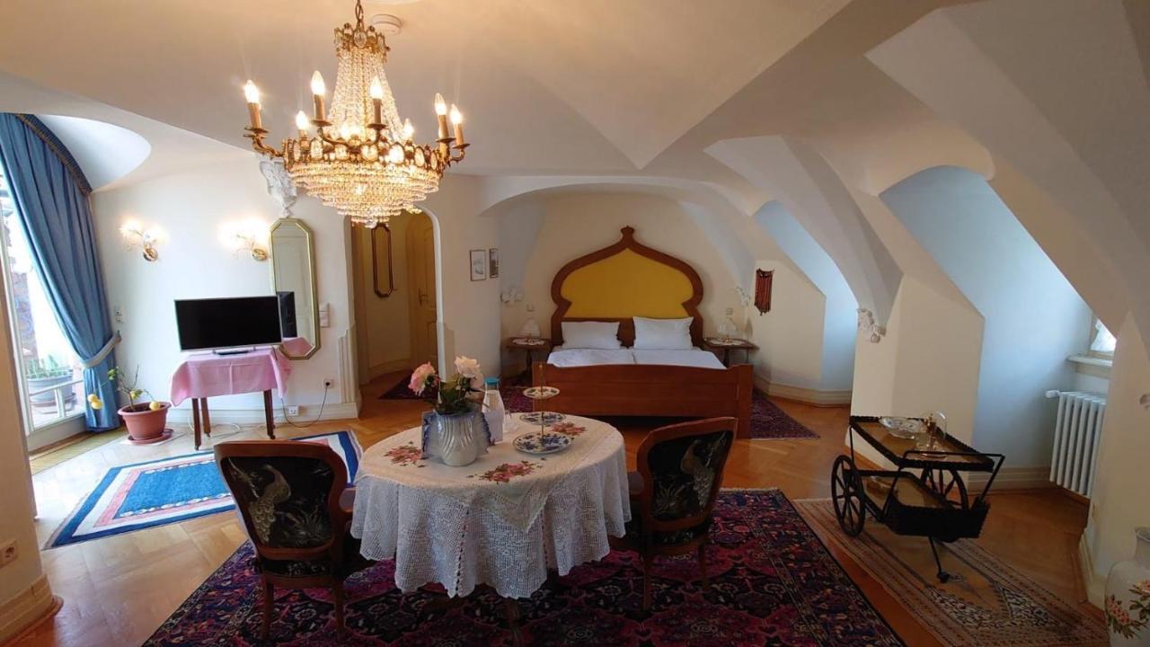 מילטנברג Hotel Zum Riesen - Aelteste Fuerstenherberge Deutschlands מראה חיצוני תמונה