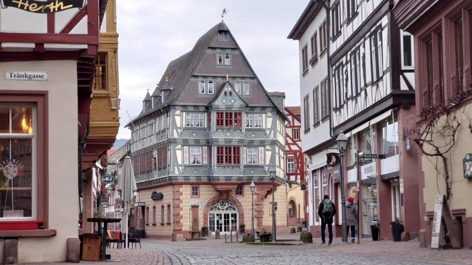 מילטנברג Hotel Zum Riesen - Aelteste Fuerstenherberge Deutschlands מראה חיצוני תמונה