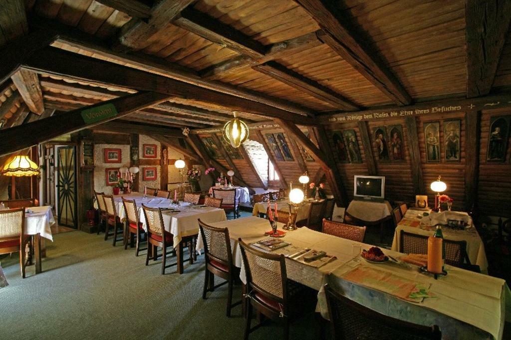 מילטנברג Hotel Zum Riesen - Aelteste Fuerstenherberge Deutschlands מראה חיצוני תמונה